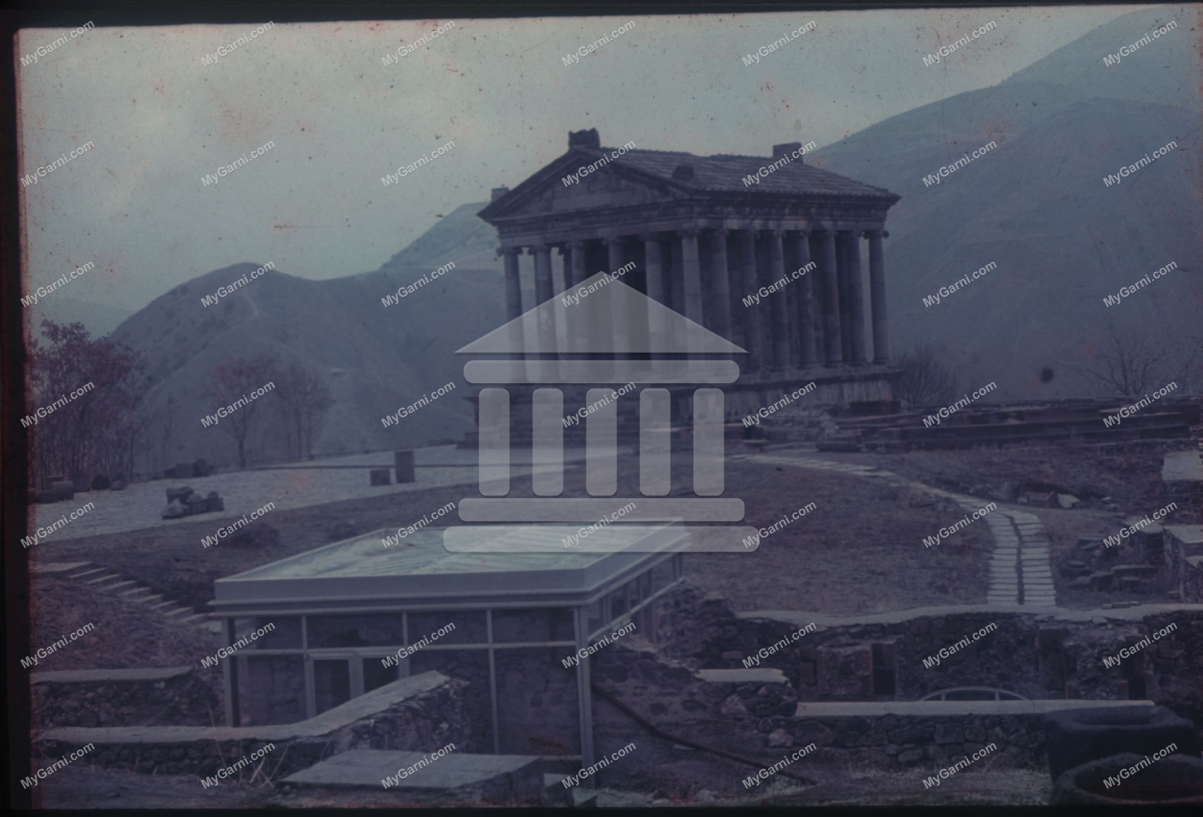 Գառնիի հեթանոսական տաճար, 1970-1980 թթ․ լուսանկար