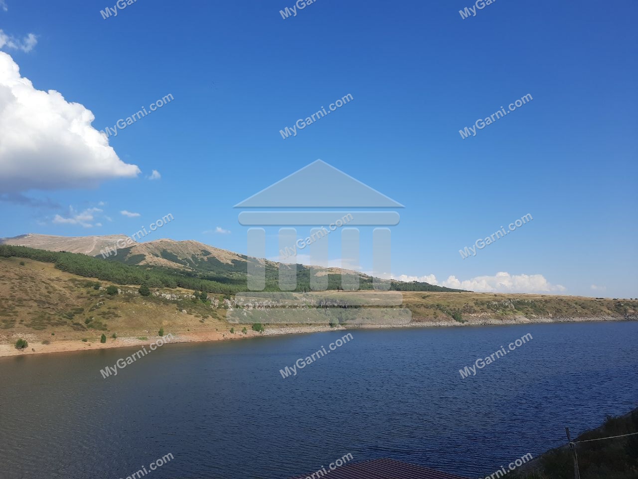 «Ապարանի ջրամբարը ամառային օր»