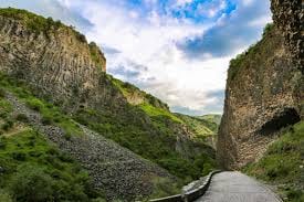 էկո արշավ Գառնիից  Սիմֆոնիա, հանքային աղբյուրներ,Ազատի ջրամբար․