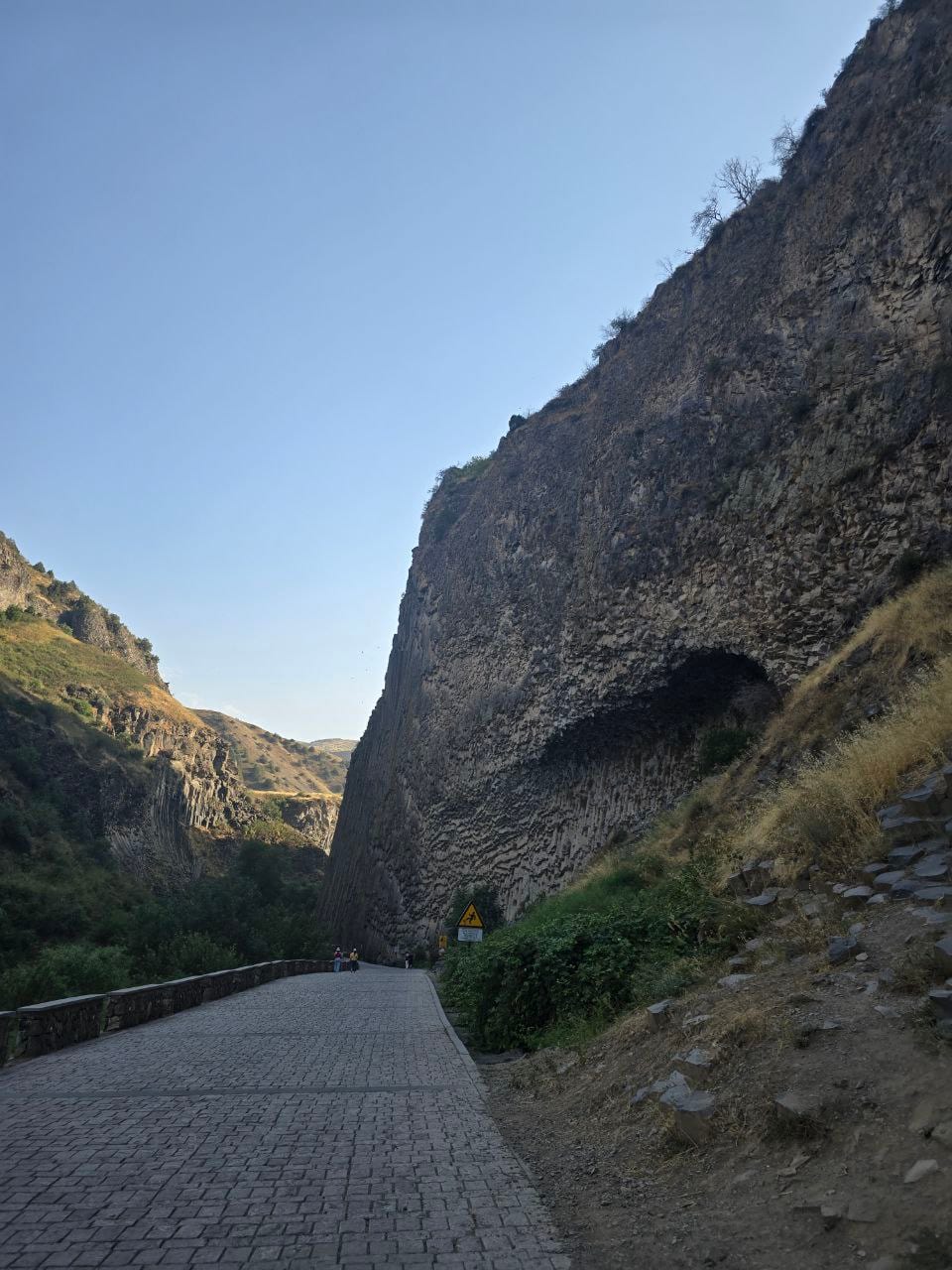 Գառնիից-Քարերի Սիմֆոնիա