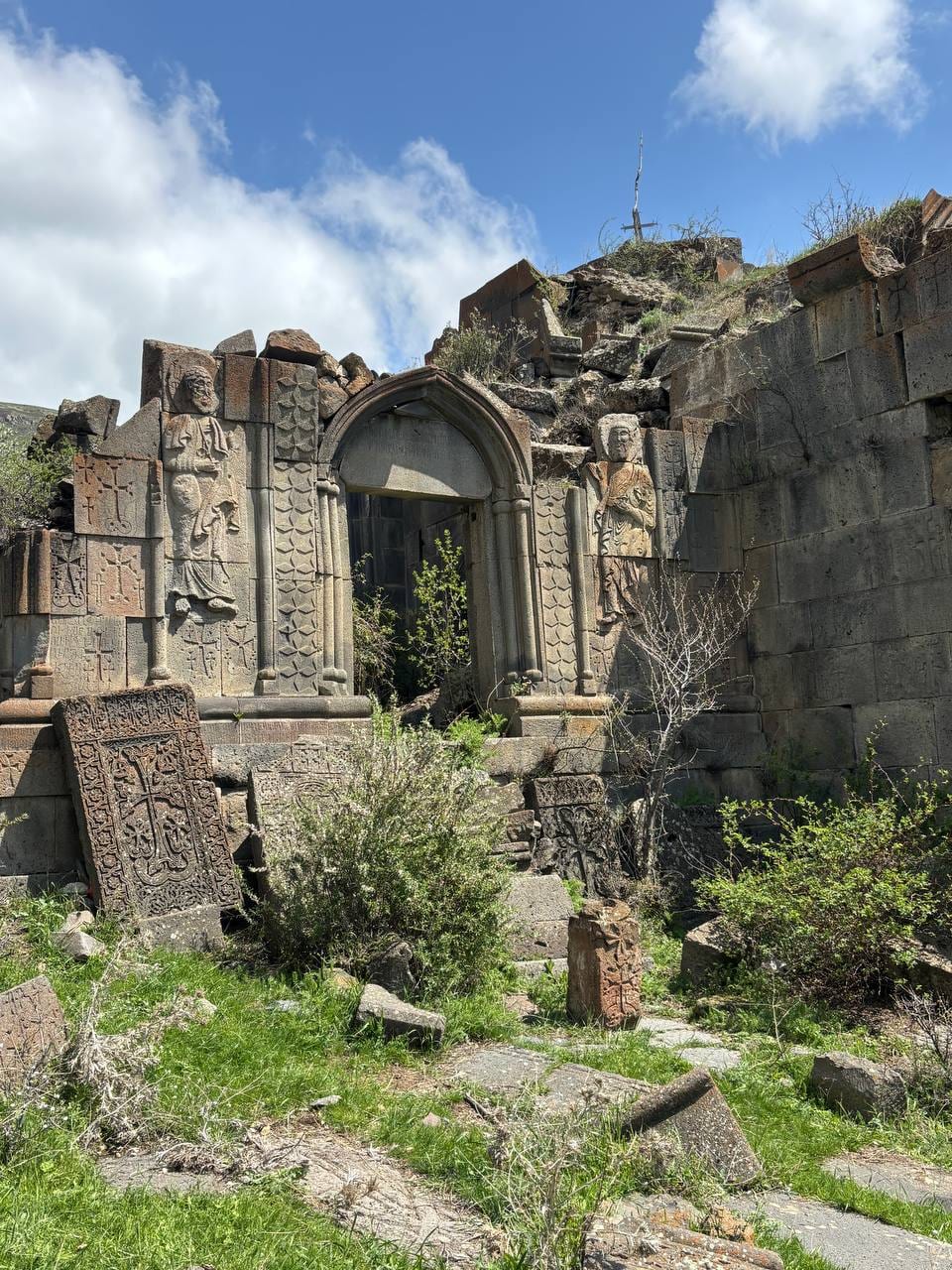 Ջիպինգ՝ Գառնի-Խոսրովի անտառ-Աղջոց վանք